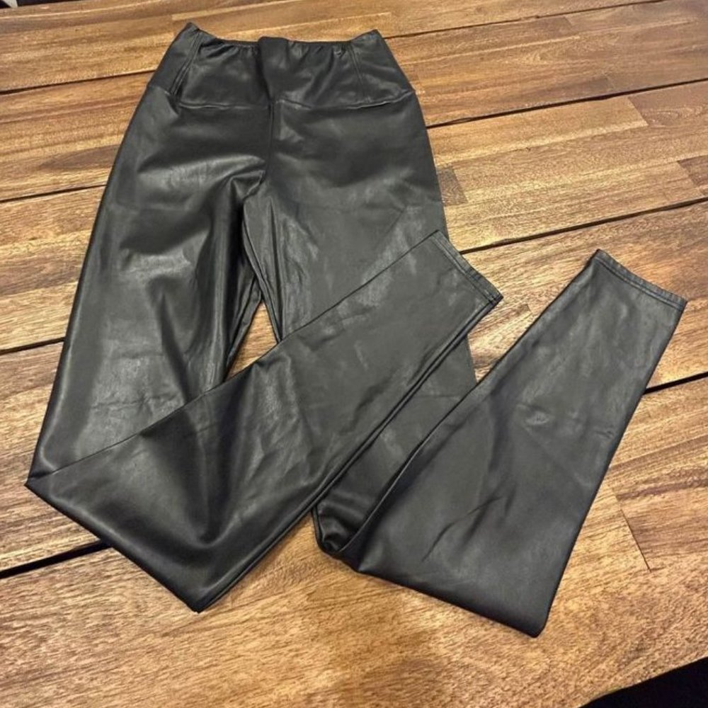 WILFRED FREE faux leather leggings. Size Large. Black. Thick waist band. Soft on